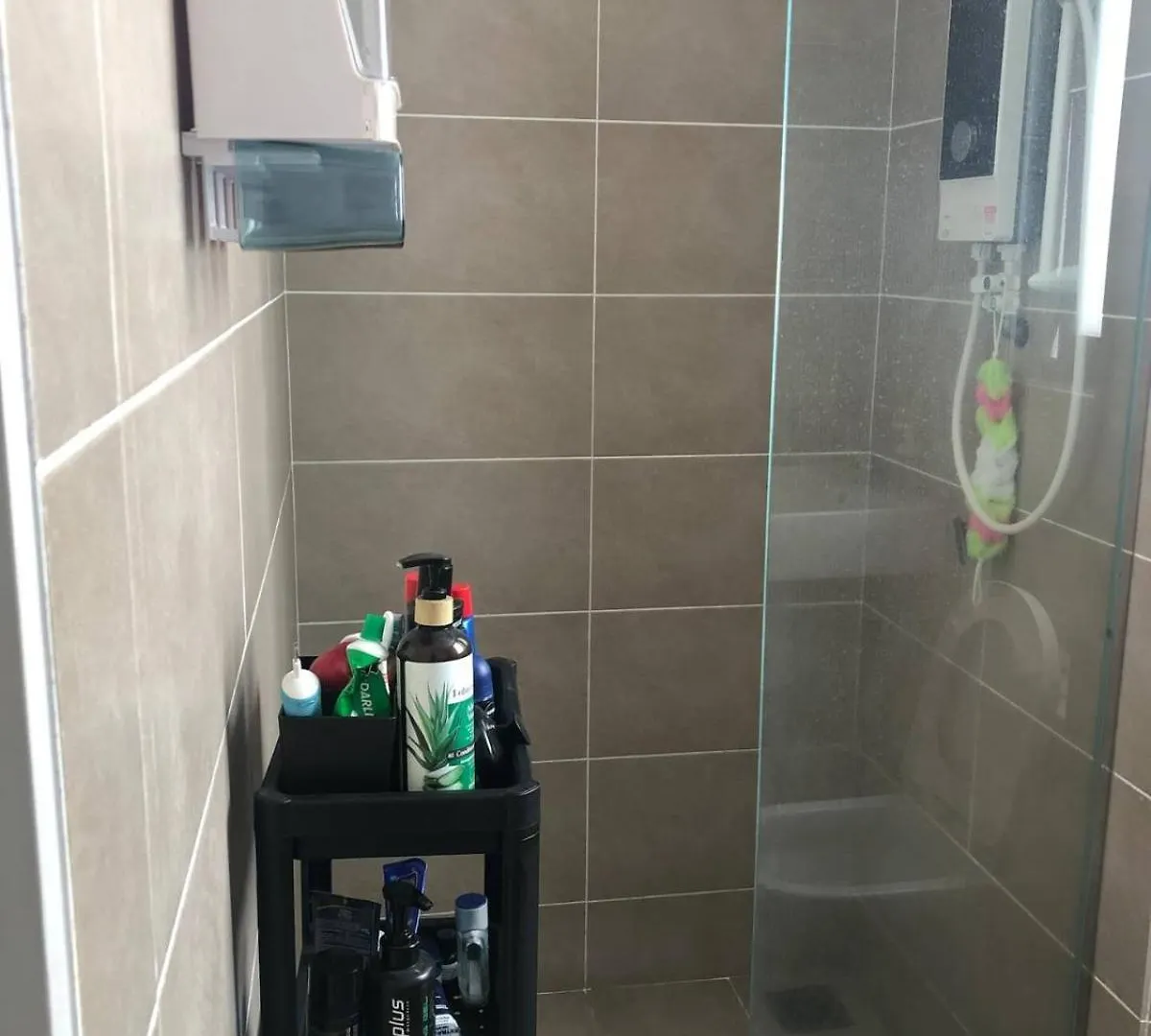 Apartment Lovely One Bedroom Studio Unit. Sungai Buloh