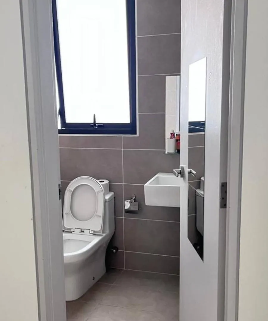 Lovely One Bedroom Studio Unit. Sungai Buloh Malaysia